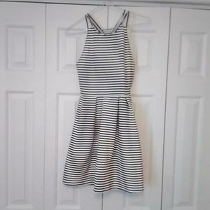 Sleeveless Striped dress